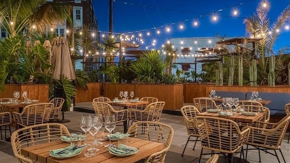 Outdoor Lounge